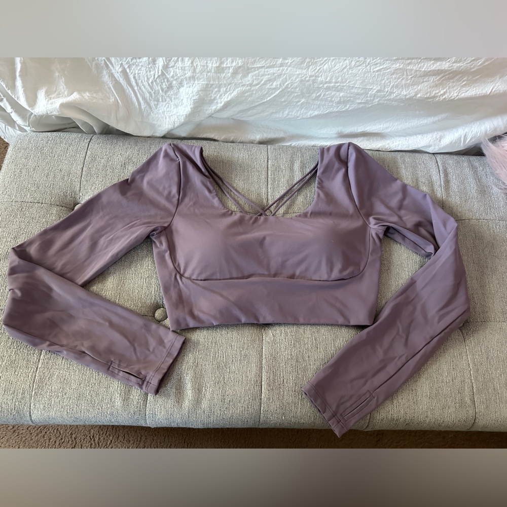 Like New Halara Cloudful Backless Crisscross Cut … - image 1